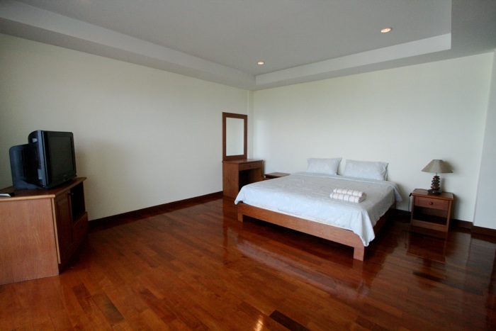 Kata Top View 8/7 Townhouse